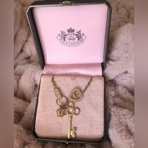 Juicy Couture Set🎀